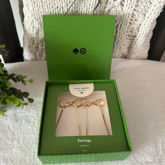 NWT Kate Spade Gold Bow Earrings - Picture 1 of 7